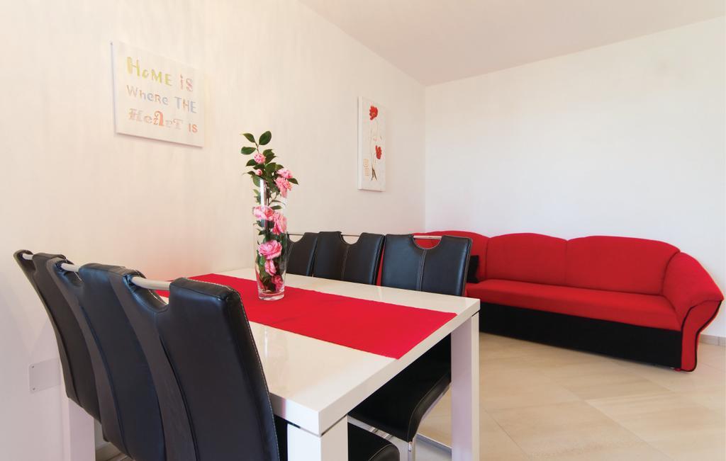 Apartment Vilic Пула Экстерьер фото