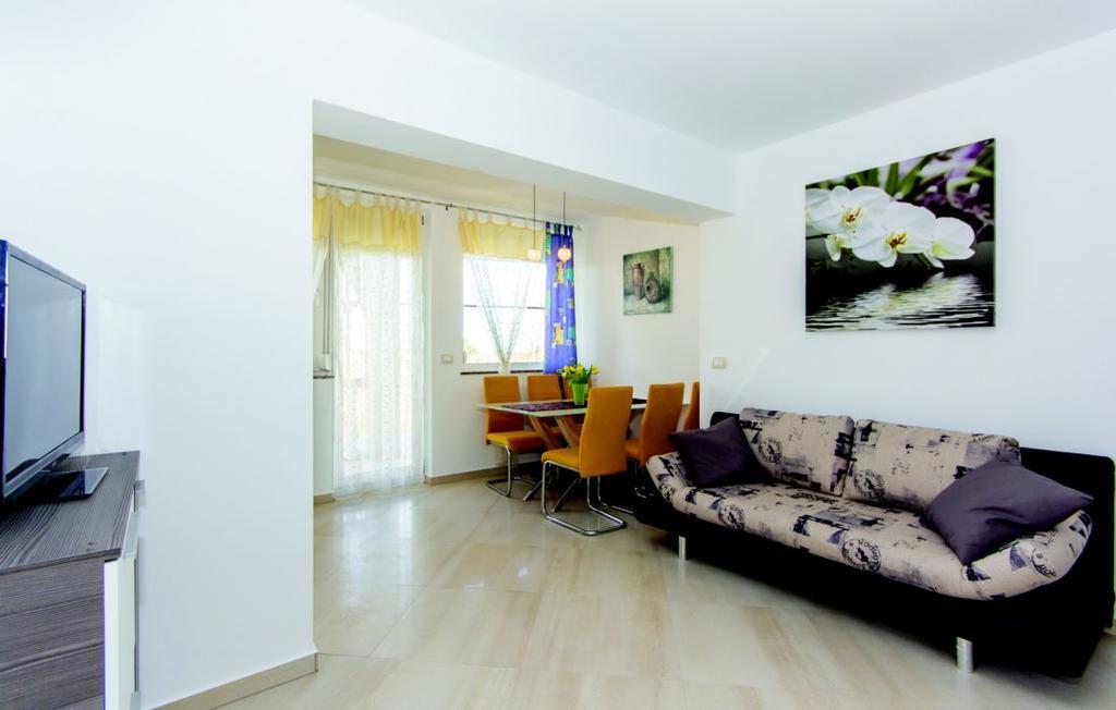 Apartment Vilic Пула Экстерьер фото