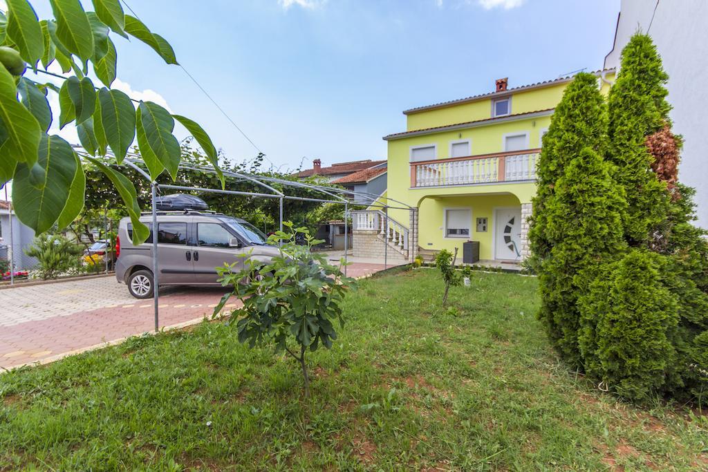 Apartment Vilic Пула Экстерьер фото
