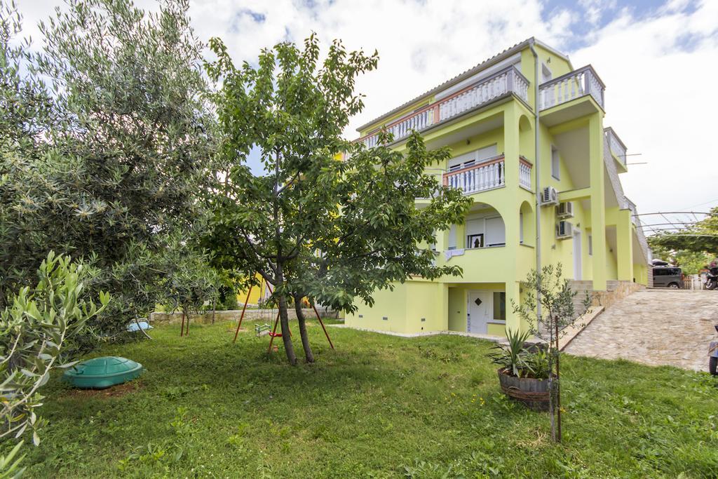 Apartment Vilic Пула Экстерьер фото